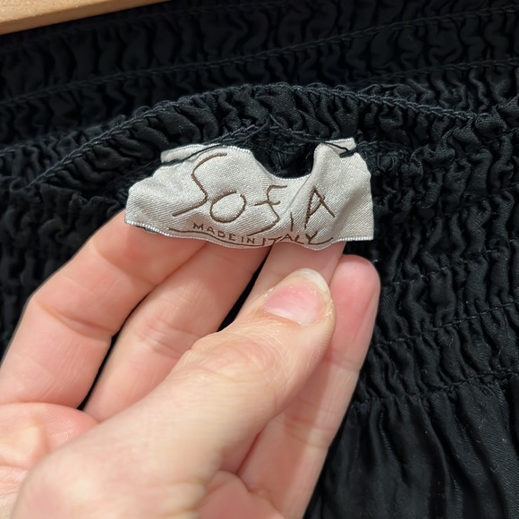 Sofia Made in Italy Black Strappless Top - Picture 3 of 4